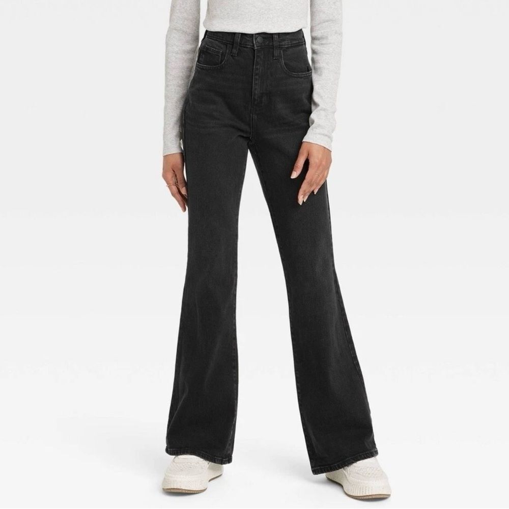 UNIVERSAL THREAD NWT High Rise Flare Jeans Black Size 6 Long